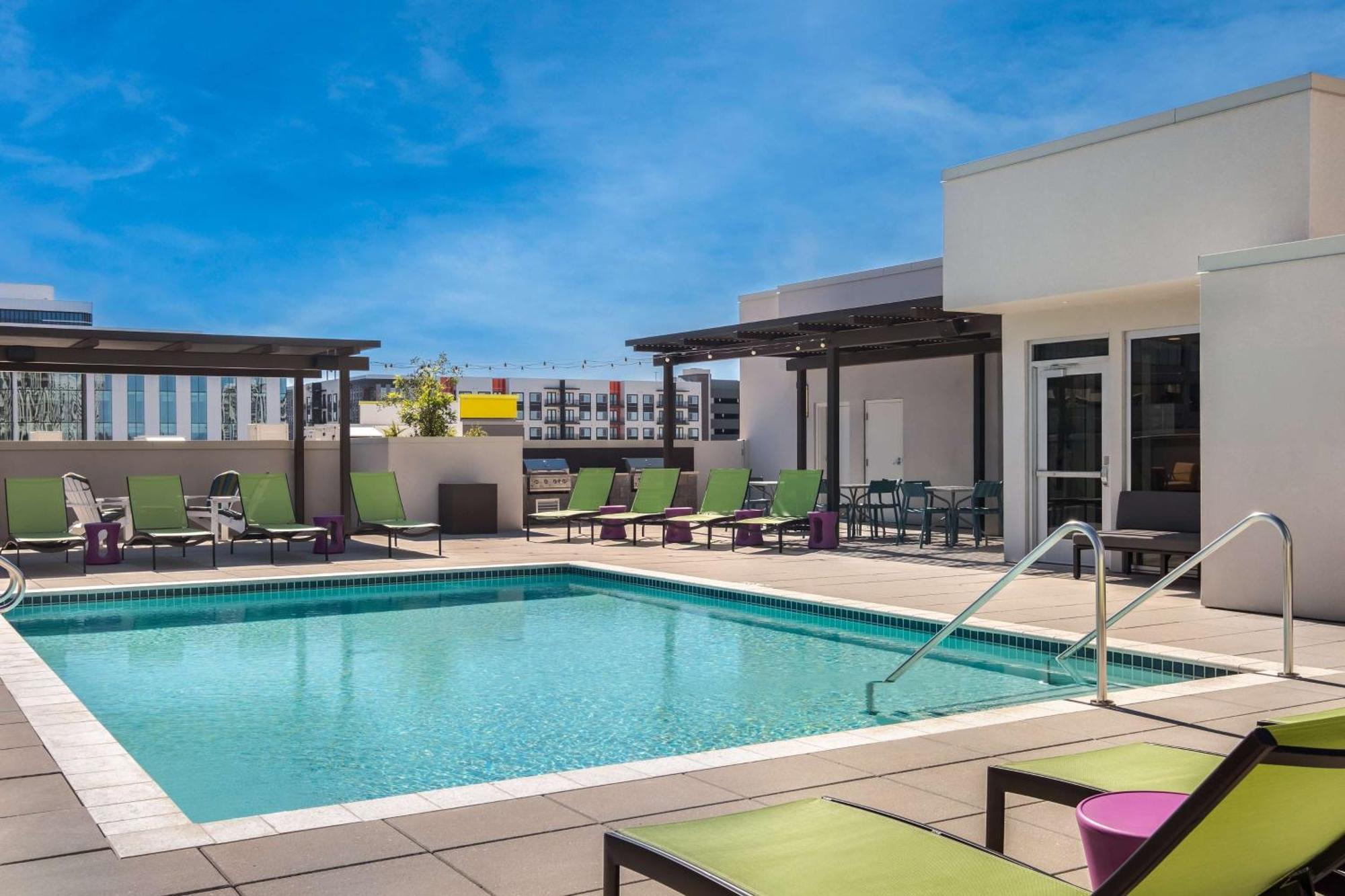 Tru By Hilton Phoenix Midtown Esterno foto